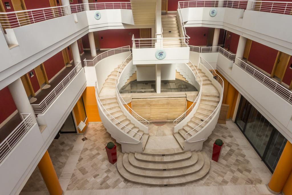 Caesar'S Hotel Каляри Екстериор снимка